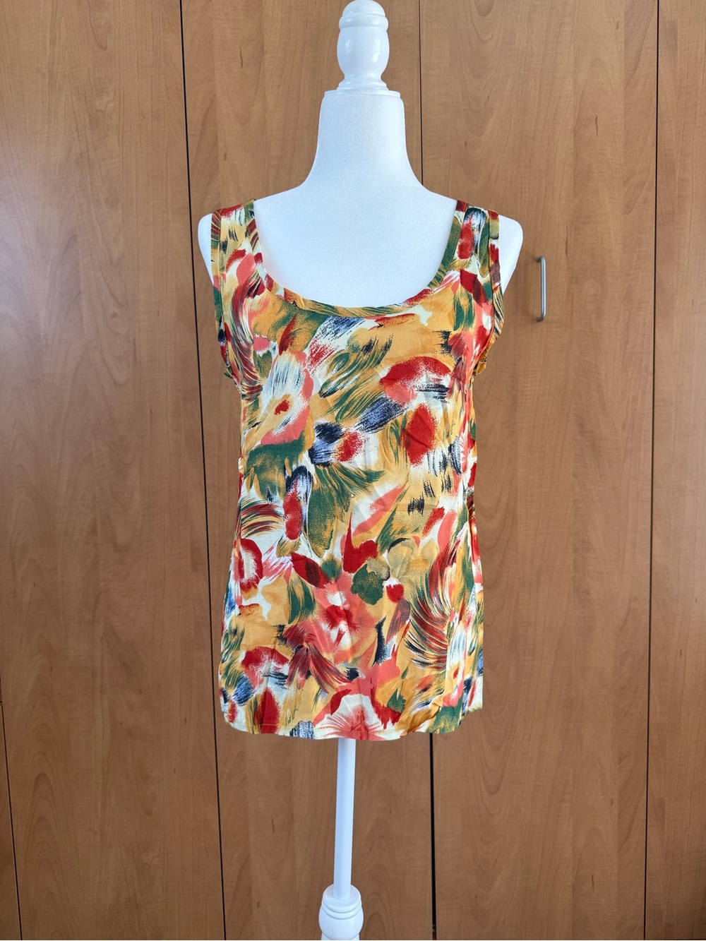 Floral Abstract Print Tank Top in Multi-Color Sz. S